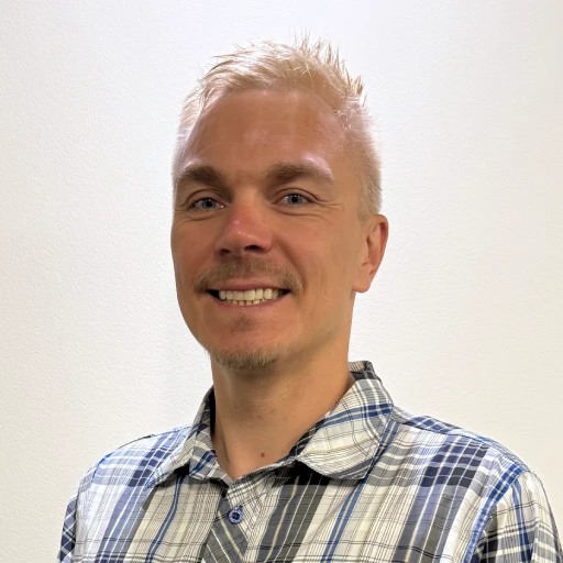 Rob Menarik, Administrative Assistant